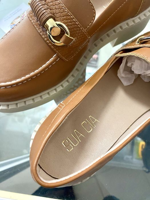 Sapatos castanhos “SUA CIA, by Ana Castella”