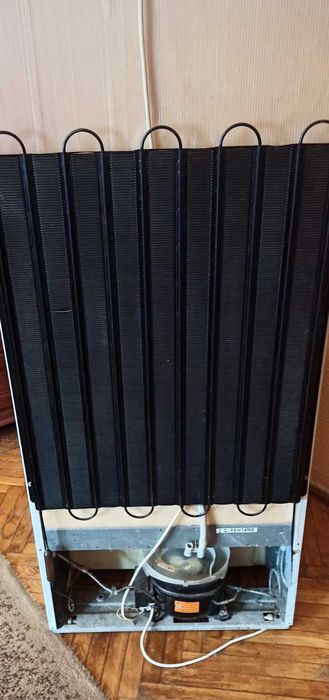 Холодильник Indesit