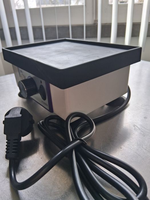 Electro vibradora dental