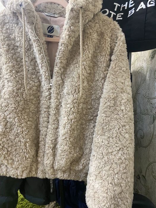 шубка пухнаста emass