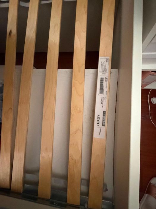 Cama Ikea 90x200 com estrado e colchão