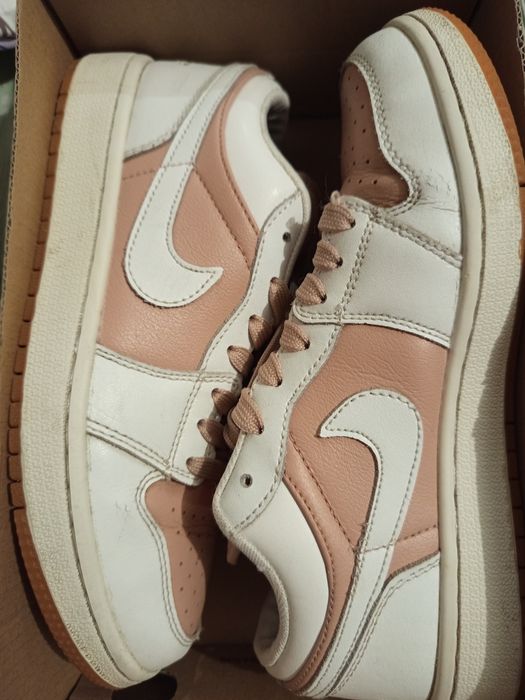 взуття жіноче Nike 38 розмір (б/у)