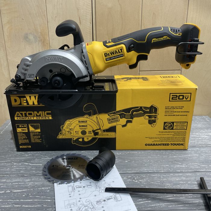 Акумуляторна циркулярна пила 115мм Dewalt DCS571 20V Max