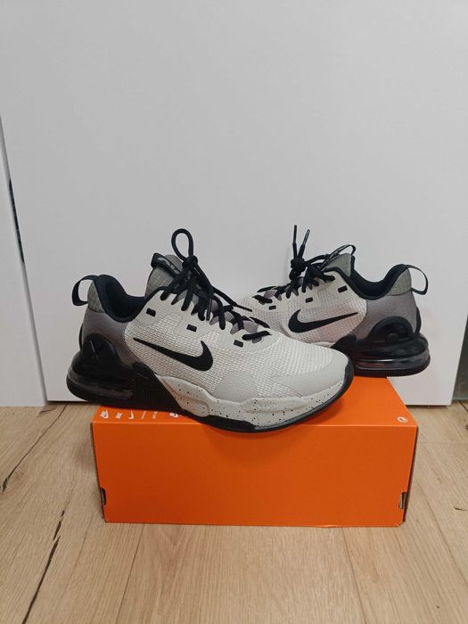 Nike Air Max Alpha Trainer 5 nowe buty r. 40 szare
