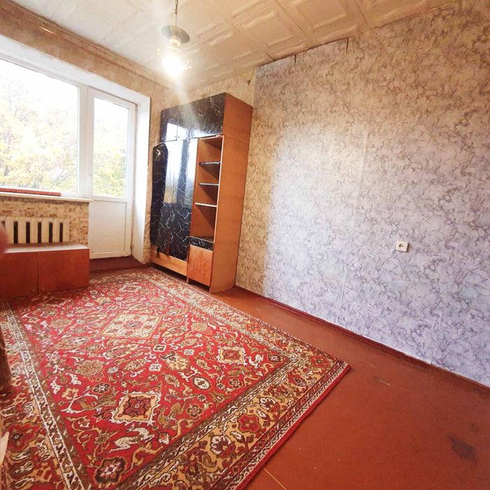 Продам 1-кімнатну квартиру Виставка / СВ