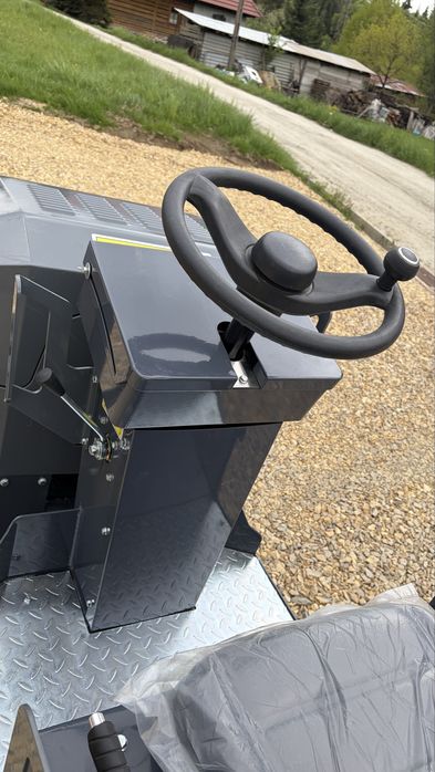 Walec Drogowy 1100Kg Diesel nowy wibracje