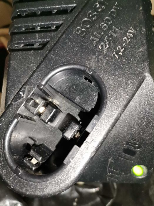 Carregador Bosh AL 60 DV 2411