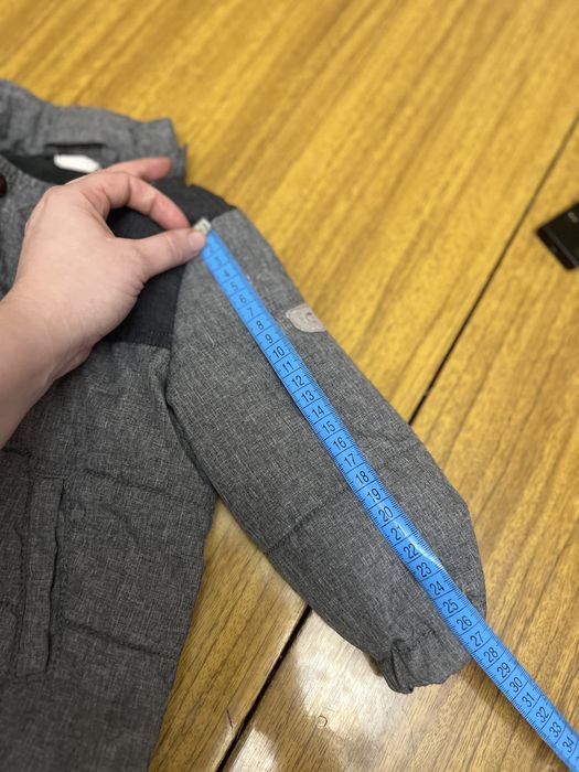 Курточка сіра гарна