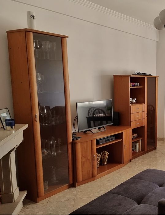 Móvel de sala em cerejeira (3módulos)