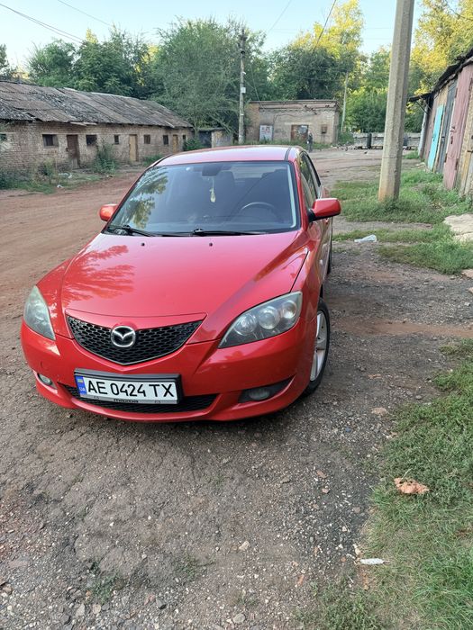 Мазда 3     2005 года 1.6