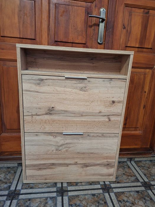 Sprzedam szafkę na buty