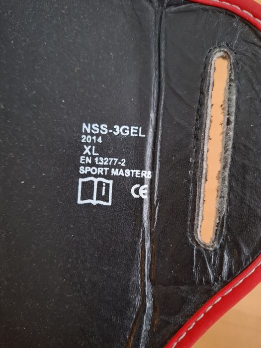 OCHRANIACZE piszczeli i stóp  MASTERS NS-3 – twardy wklad