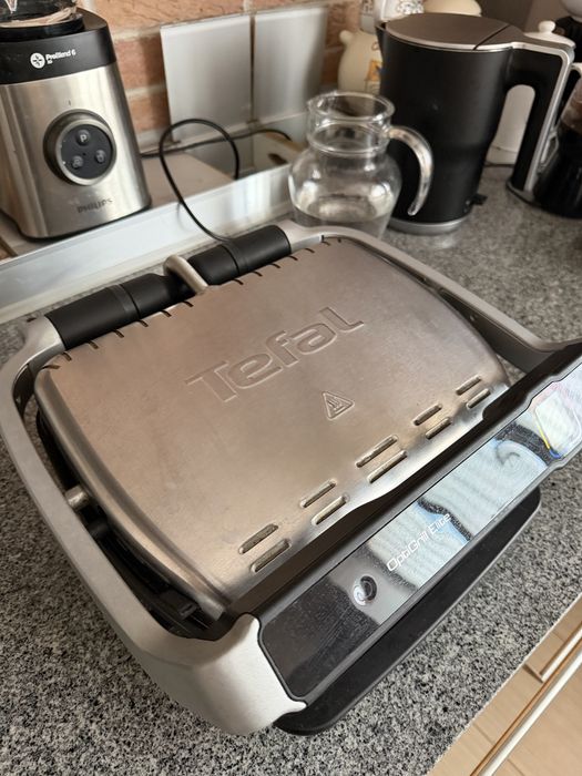 Продам електрогриль Tefal OptiGrill Elite (GC750D30).