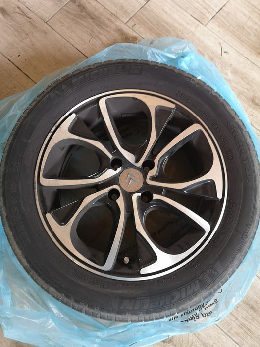 Felgi aluminiowe Citroen C4 205/55 R16 + opony  gratis