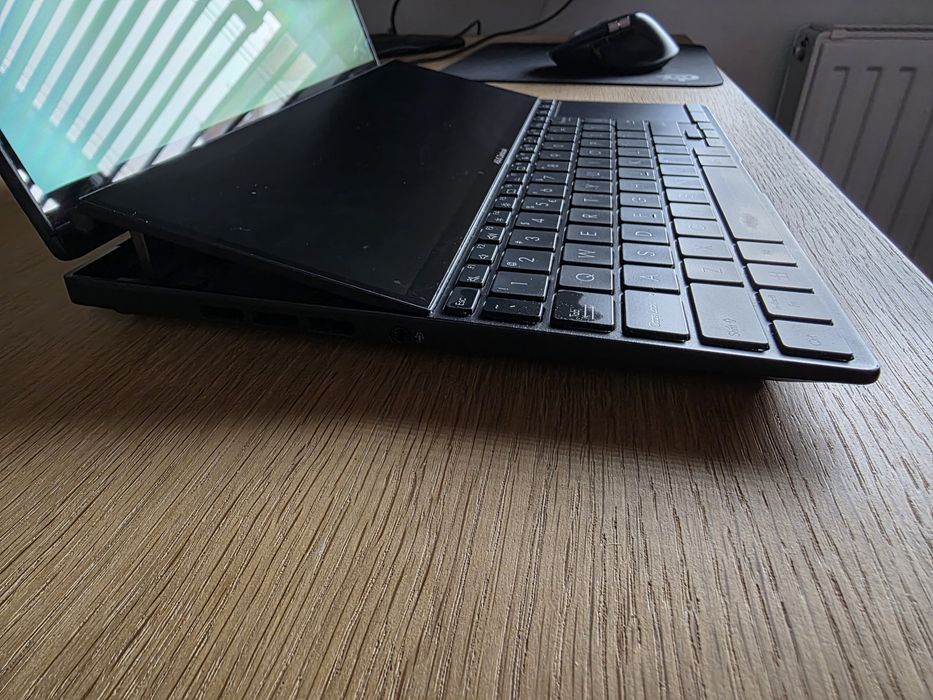 Asus Zenbook Pro 14 Duo OLED jak nowy Intel i9 Geforce RTX 3050 Ti 32 GB RAM dotykowy