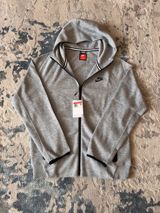 Толстовка чоловіча Nike Tech Fleece Full-Zip Hoodie Grey FB7921-063