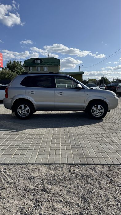 Hyundai Tucson Хюндай Тюксон 2005р 2,0 бенз 5МКПП