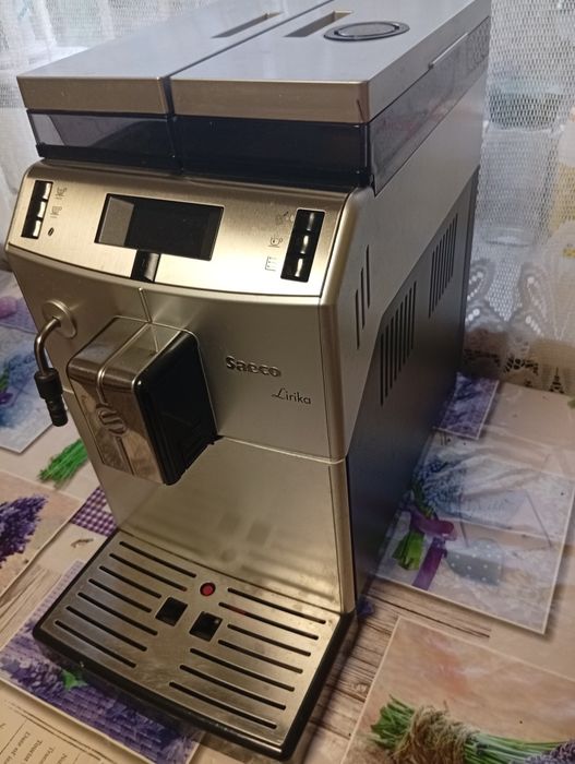 Продам б/у кавомашину