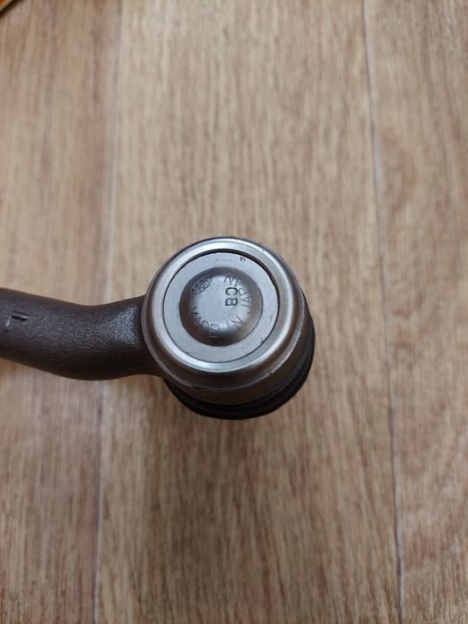 Наконечник рульової тяги toyota