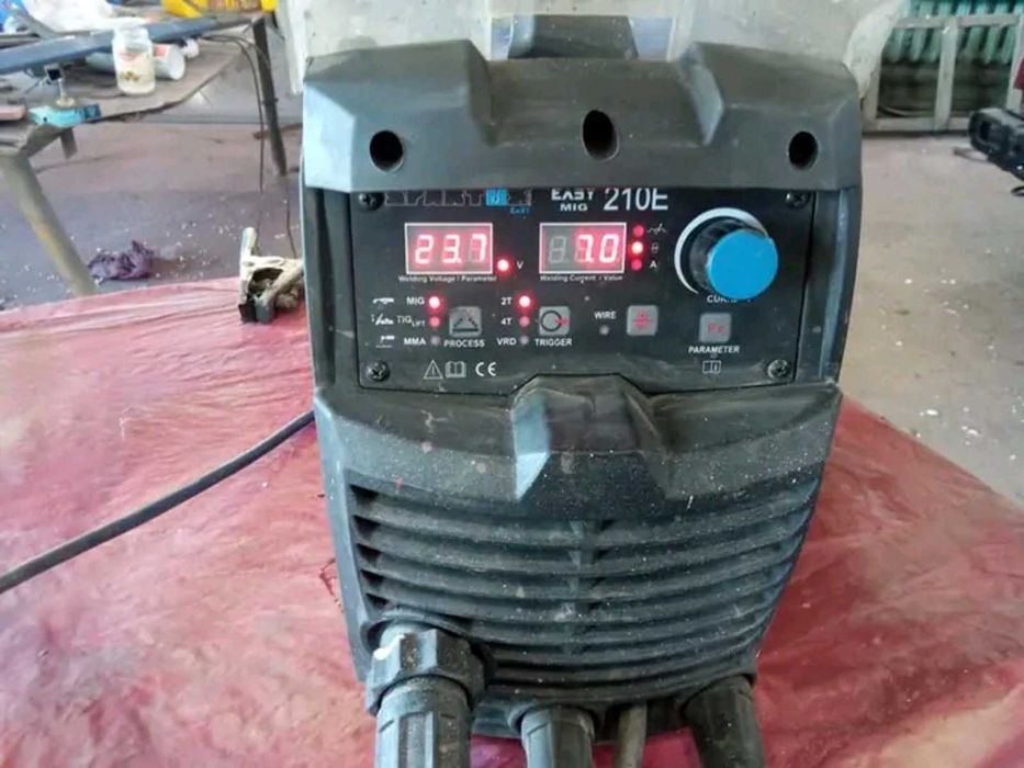 Електро інструмент