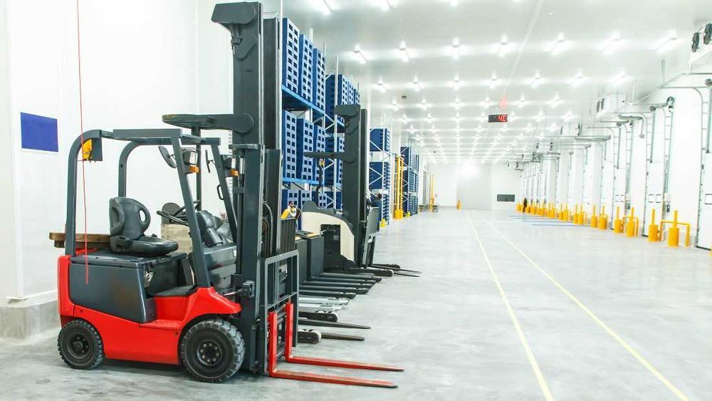 Электрический погрузчик SNSC FB15 1,5 тонны, вилочный, четырехколесный