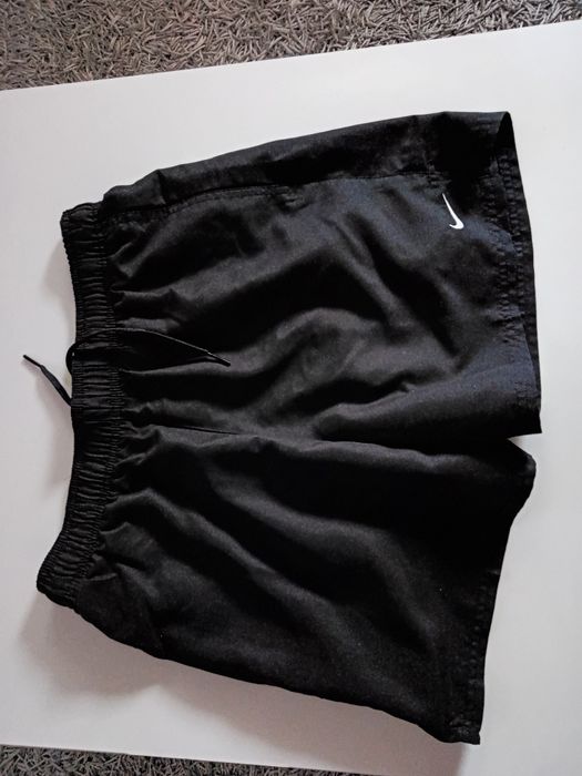 Calções Nike nunca usados