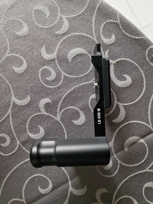 Máquina Fotográfica Canon EOS M200