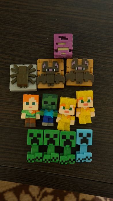 Обміняю/Продам фігурки Kinder Joy Minecraft