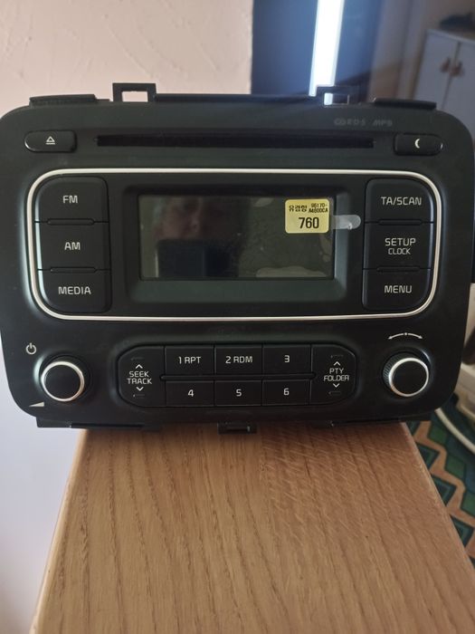 Oryginalne radio samochodowe Kia Carens