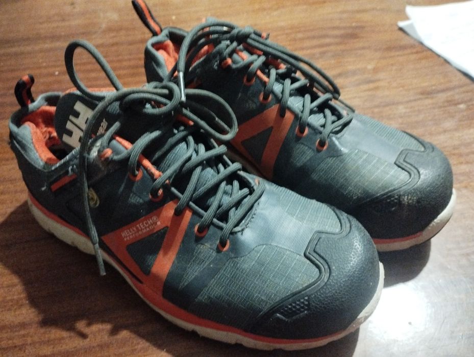 Взуття р 39 (24,5 см)