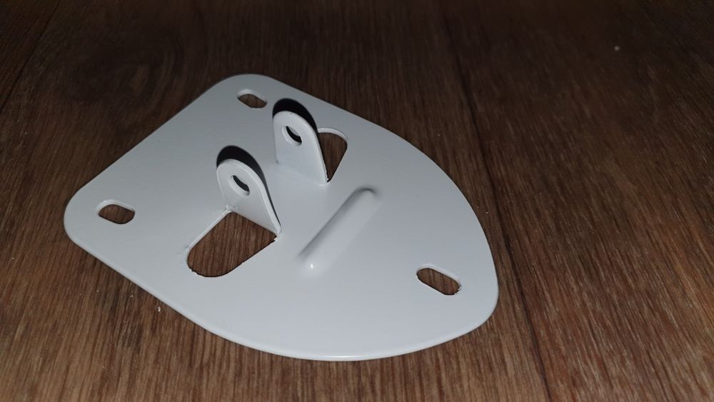 Кронштейн металлический