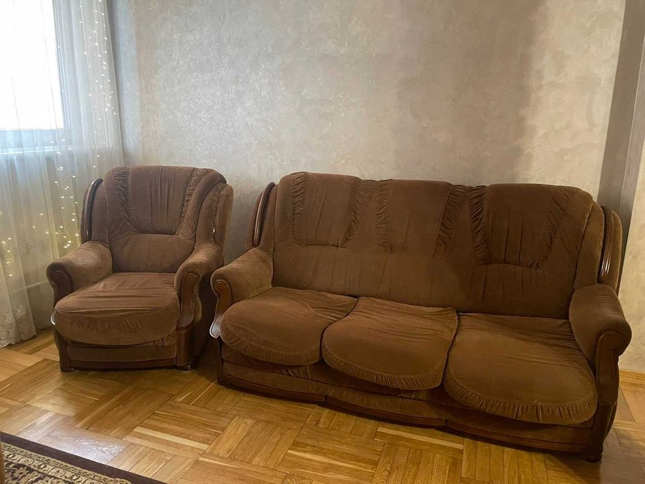 Диван і  крісла,