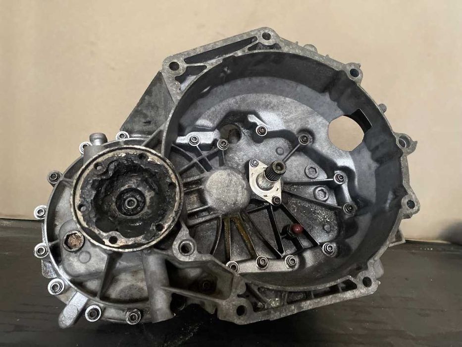 VW Touran Skrzynia K BiIEGÓW KLK