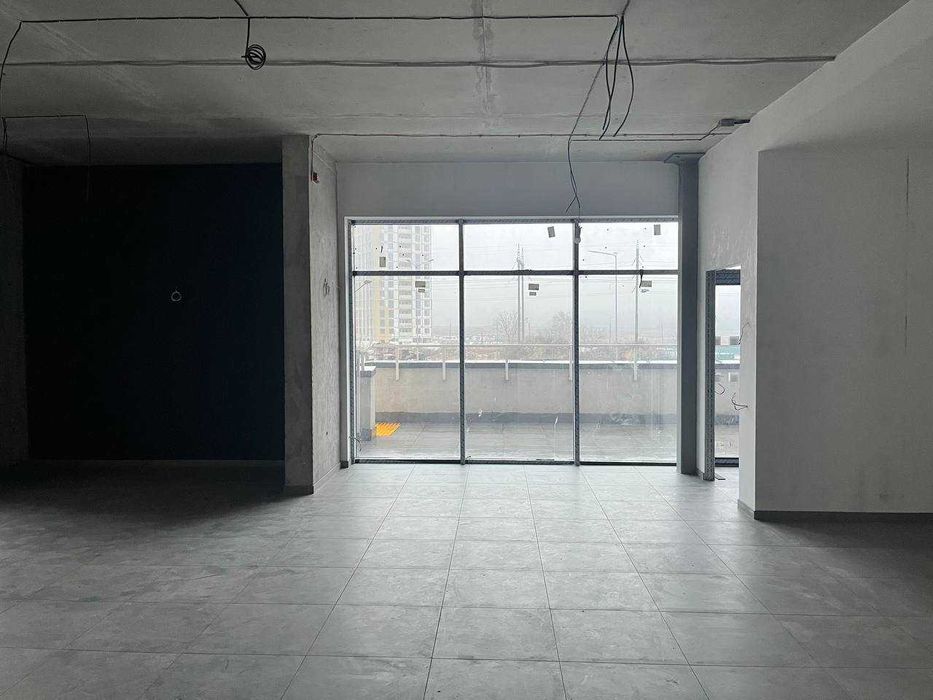 ПРОДАЖ. ТЕРАСА. Комерція 275м 2 поверх | Ремонт | ЖК Варшавський Плюс - More