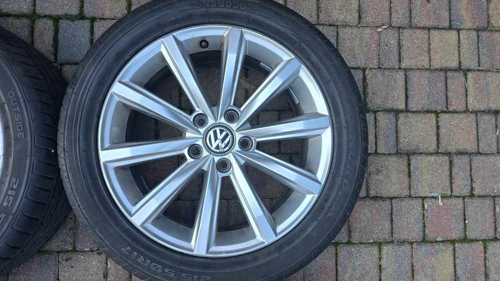 Komplet kół koła felgi VW Passat 17" opony letnie ie 215/50/17