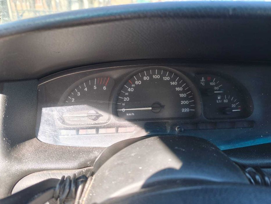 Продаж автомобіля Opel Vectra B