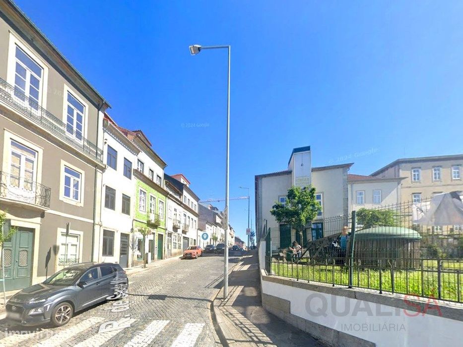 Apartamento T1 novo, com varanda e lugar de garagem em S. Vítor em ...