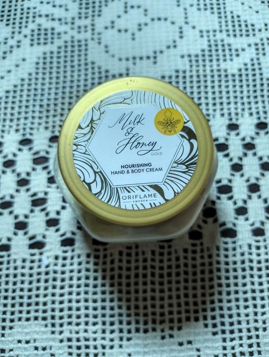 Creme de Mãos e Corpo Milk & Honey Gold (Oriflame) – Novo
