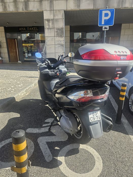 Suzuki Burgman 400