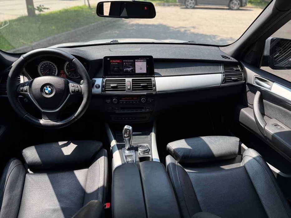 BMW X5 E70 2011 N55 MHD/XHP/KW V3/Brembo кастом