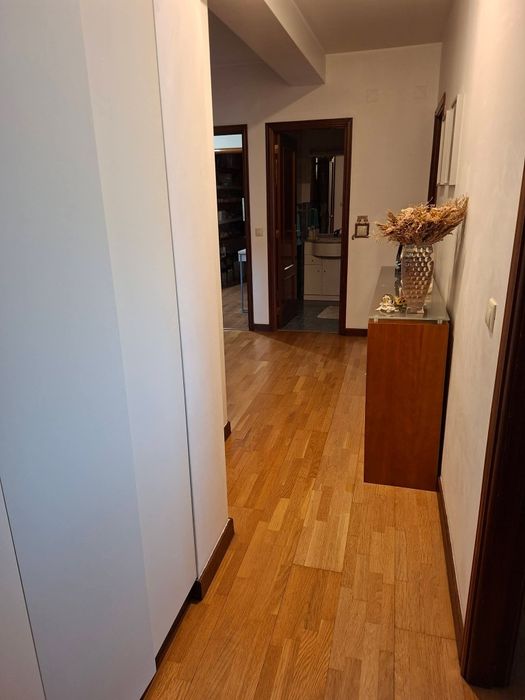 Apartamento T3 com garagem