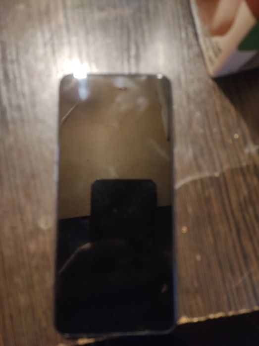 RealMe 6 б/у не работает