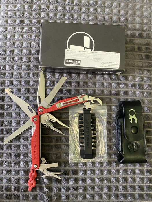 Leatherman  Charge red ! oryginał .