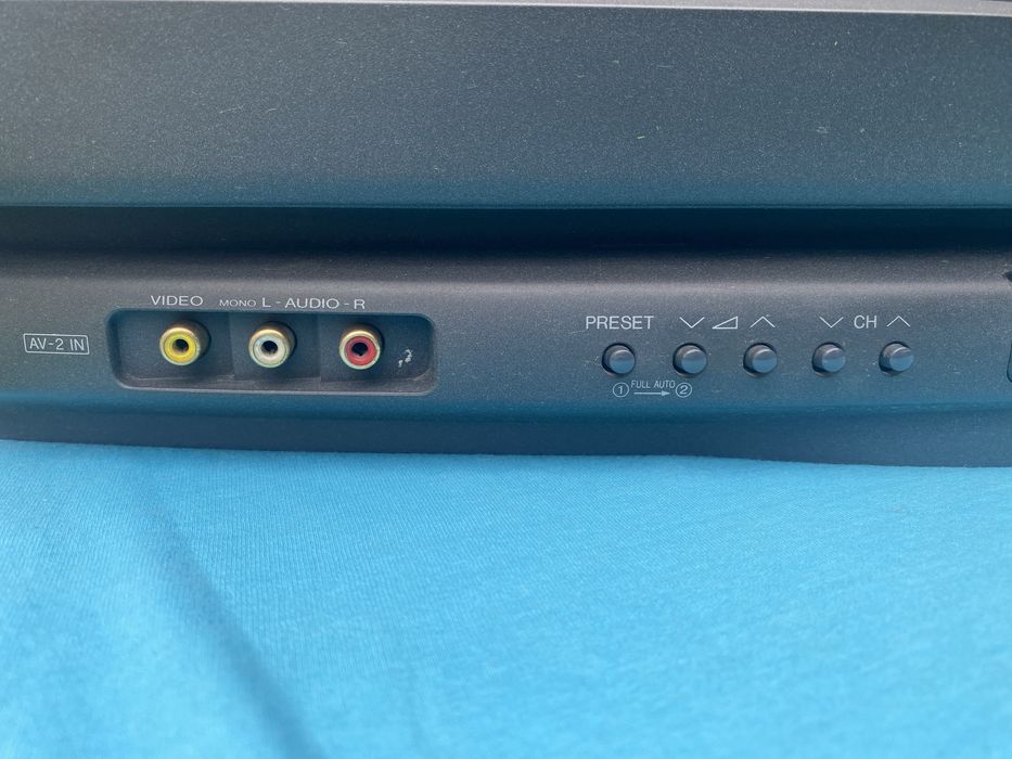 Телевізор SHARP 21FN1