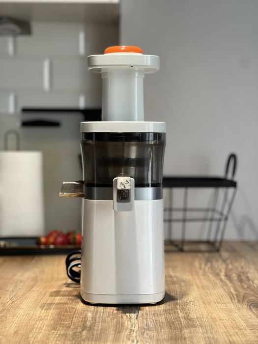 Wyciskarka wolnoobrotowa Hurom seria HQ