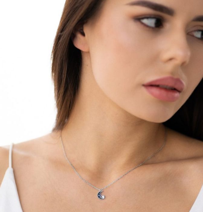 Срібна підвіска з місяцем