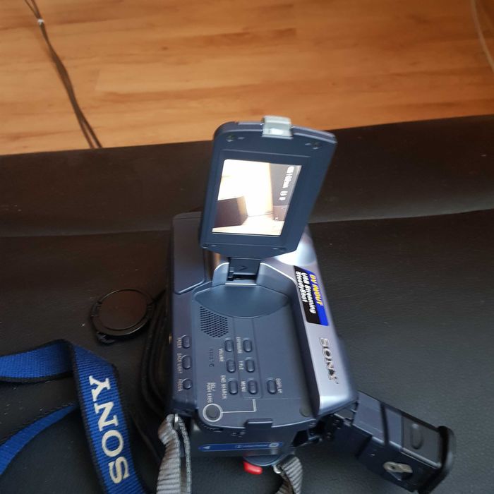 Kamera SONY Digital 8 Handycam DCR-TRV250E z dodatkami !!!