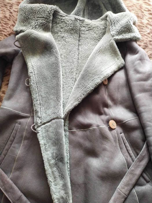 Женская дубленка (100 % мех ягненка)