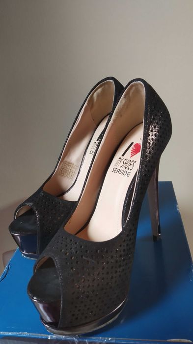 Sapatos cerimônia n37