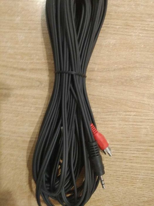 Dwa 10 metrowe kable audio.